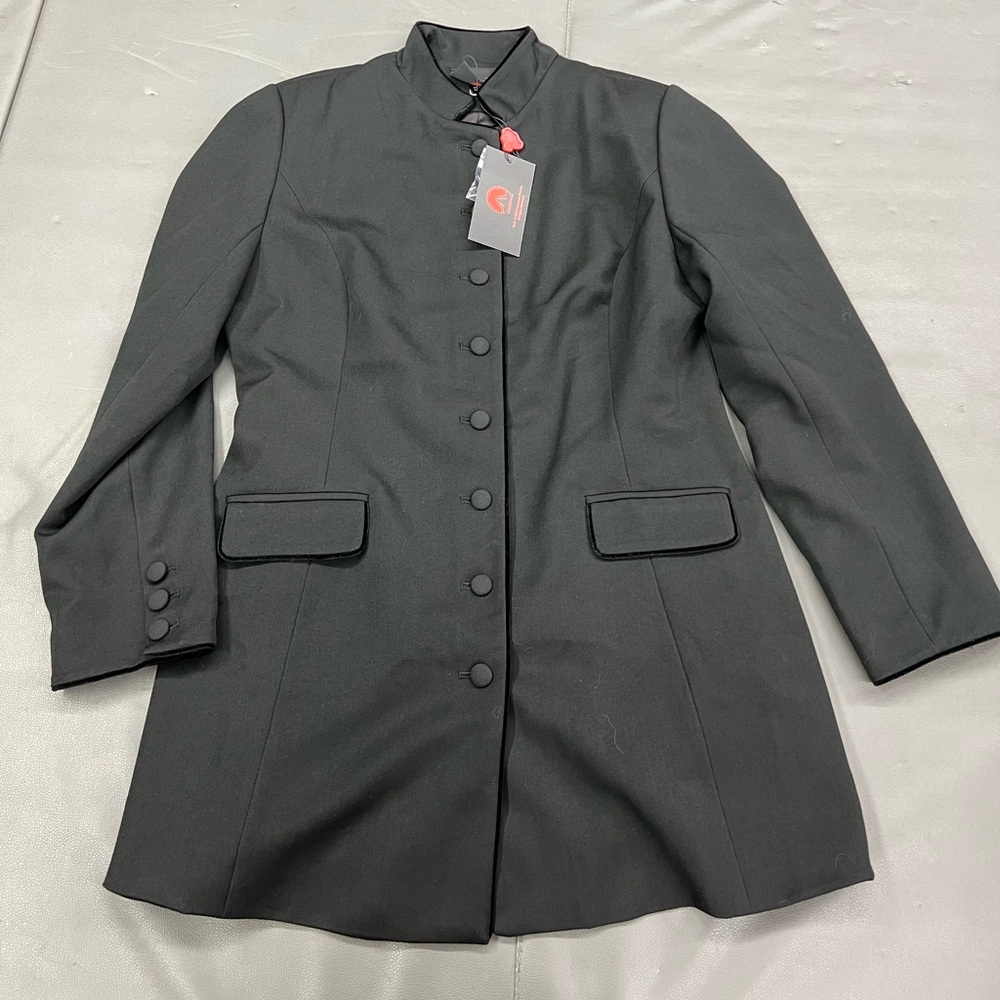 La Femme En Noir by Micheline Pitt Sleepy Hollow Button-Up Jacket